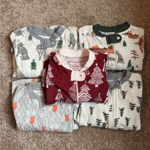 Burt’s Bees Baby 12m Zippered footie Pajamas Set of 5 with Forest Patterns